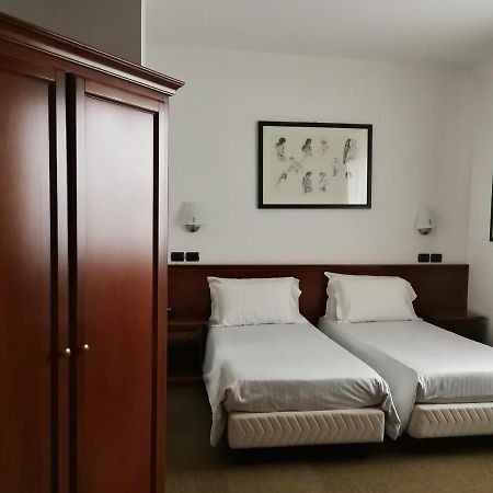 Hotel Medea (Adults Only) Alba  Exterior foto
