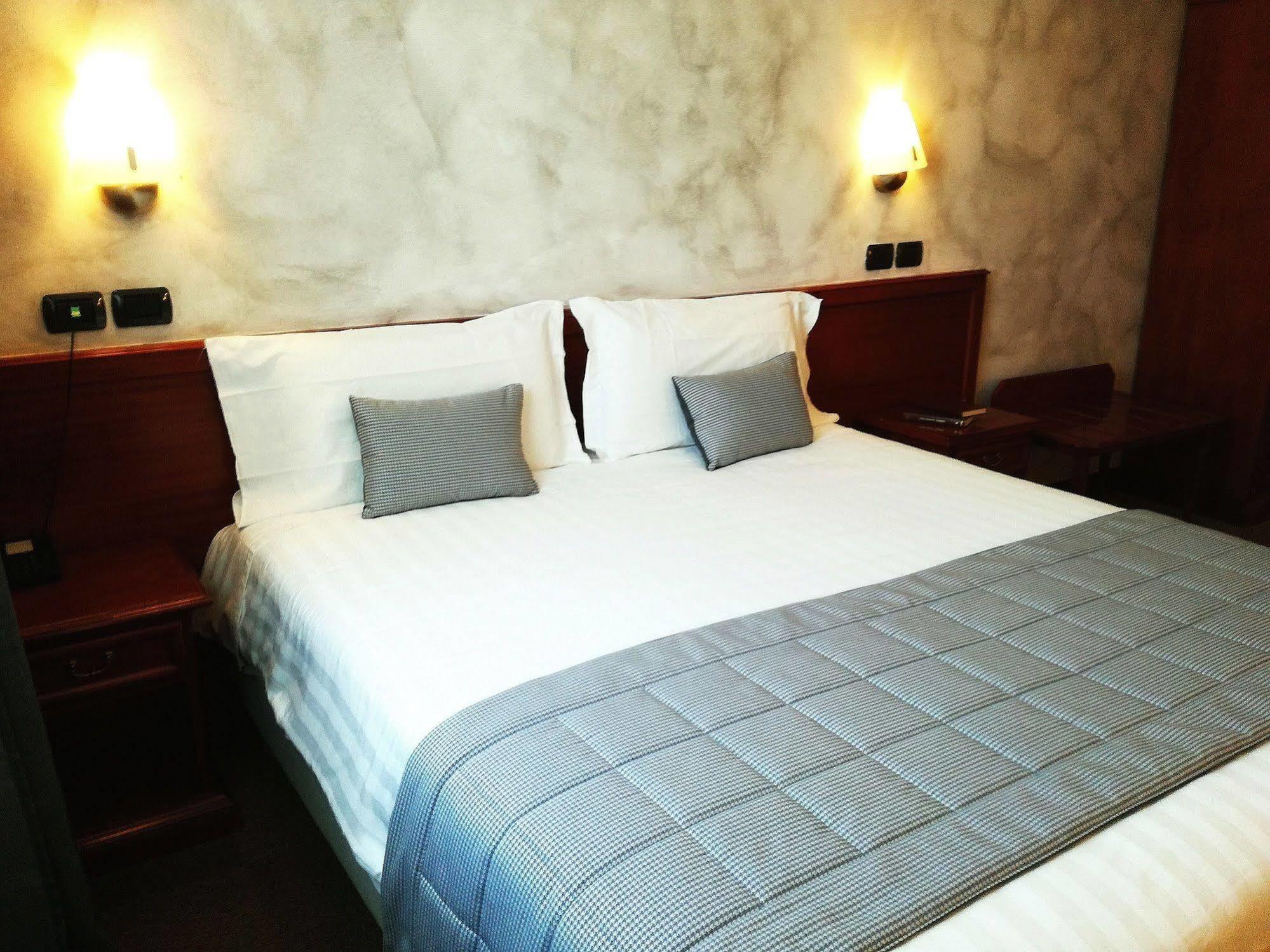 Hotel Medea (Adults Only) Alba  Exterior foto